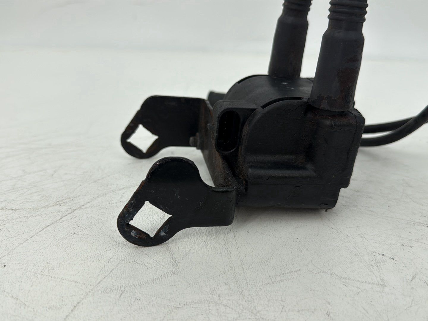 2006 Harley Touring FLHRI Road King OEM Ignition Coil Spark Igniter