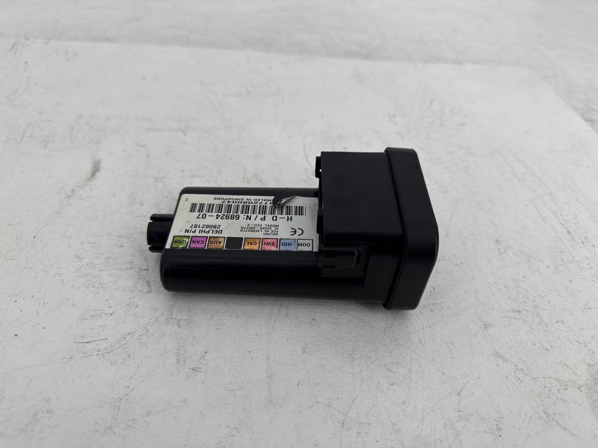2013 Harley Street Glide Touring FLHX OEM Turn Signal Security Module TSSM