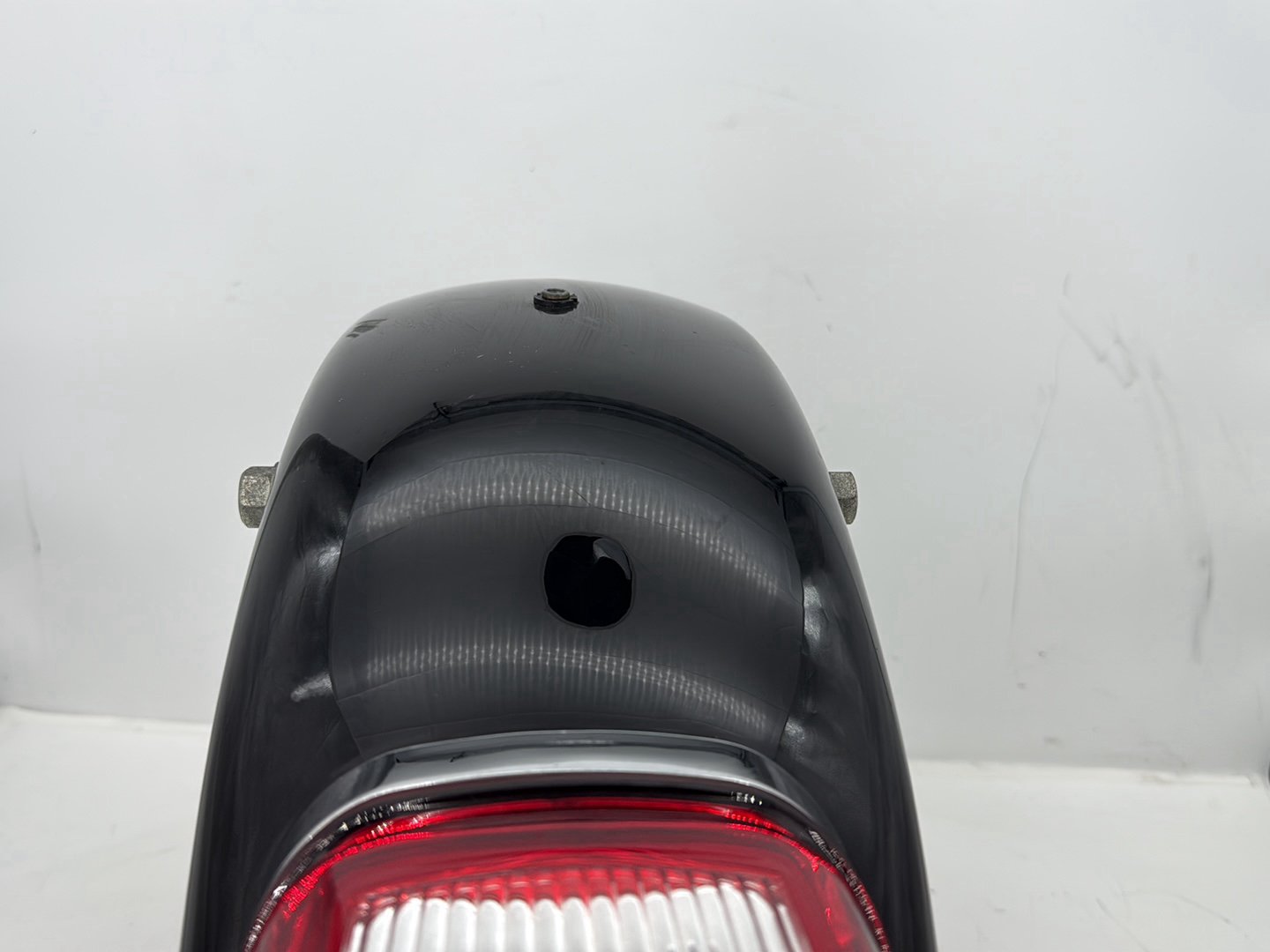 2008 Harley Touring FLHTCU Electra Glide Ultra OEM Rear Wheel Fender Taillight Brake Lamp