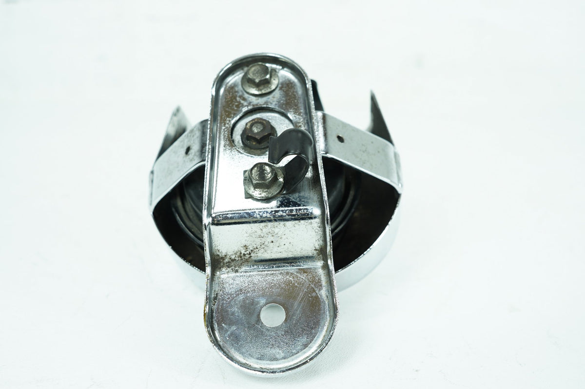 2005 Harley Softail FLSTC Heritage Classic OEM Horn Signal Klaxon Chrome Cover