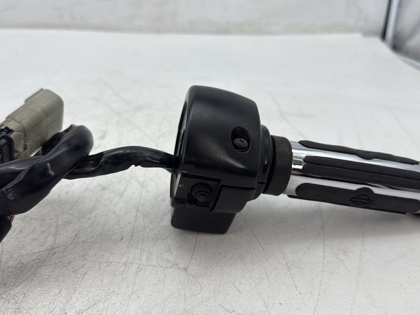 2013 Harley Electra Glide Touring Ultra FLHTCUI OEM Left Turn Signal Headlight Switches Controls