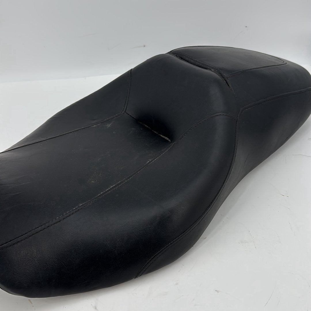 2008 - 2016 Harley-Davidson Touring Street Glide Passenger Rider Driver Seat Saddle 52320-11