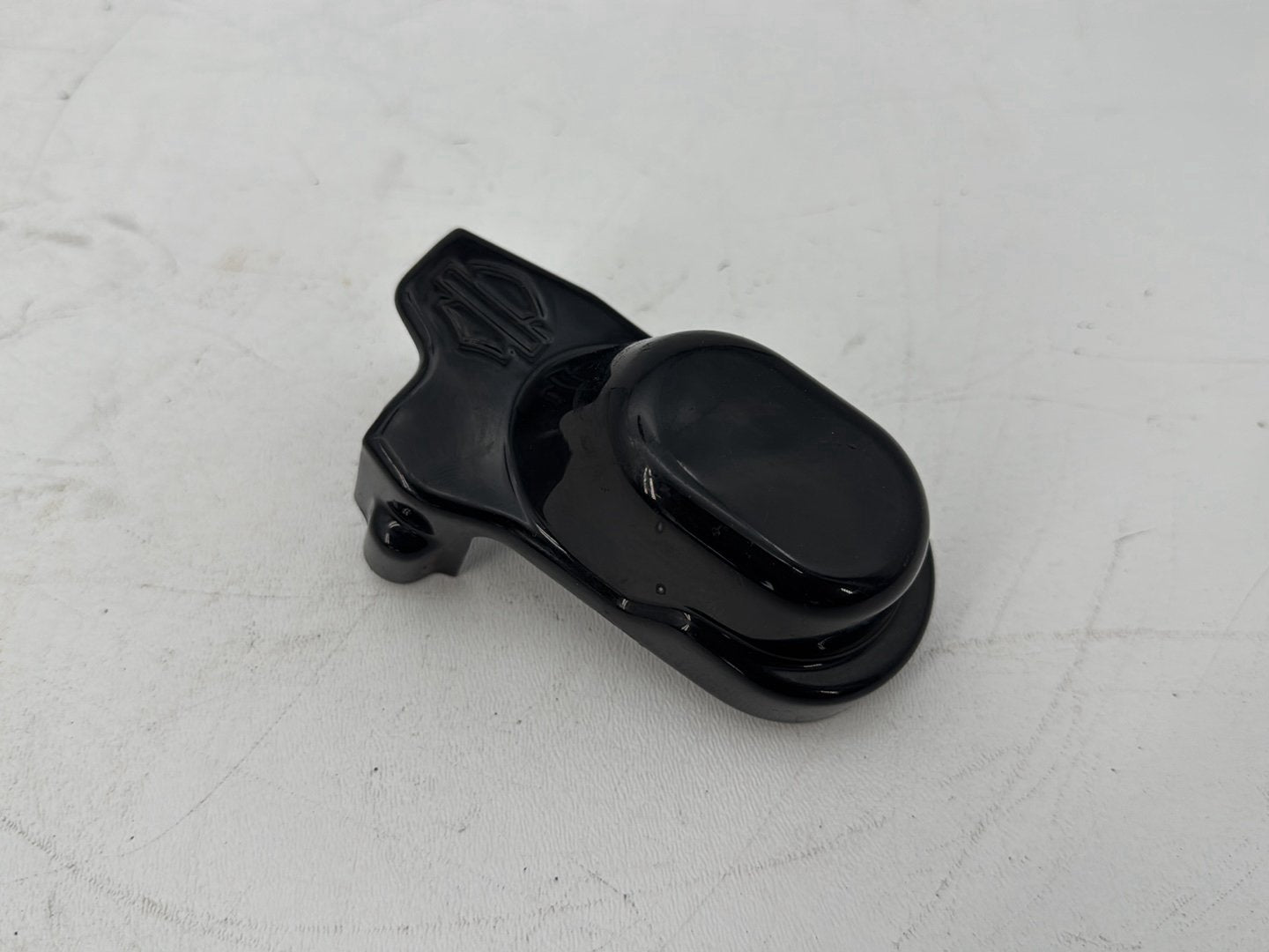 2008 - 2016 Harley-Davidson Touring Electra Glide Ultra Rear Wheel Axle Nut Covers Caps Kuryakyn