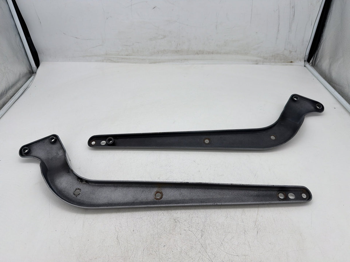 2001 Harley Softail Standard FXST OEM Rear Left Right Fender Struts Bracket