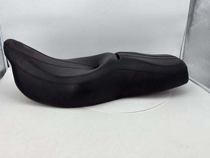 2007 - 2011 Harley-Davidson Touring Street Glide Passenger Rider Driver Seat Saddle 	52320-09