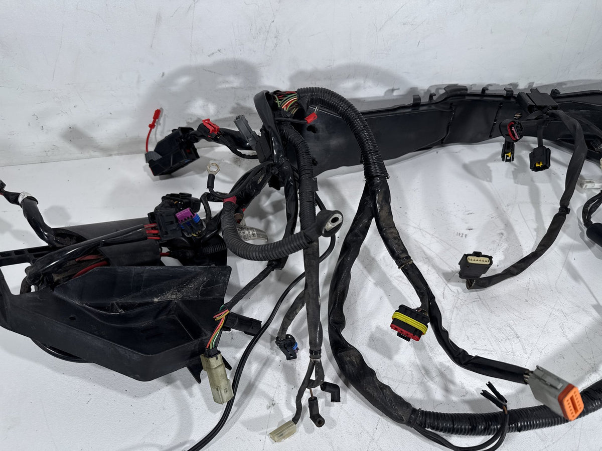 2011 Harley Road King Touring FLHR OEM Main Wire Wiring Harness Loom NON-abs
