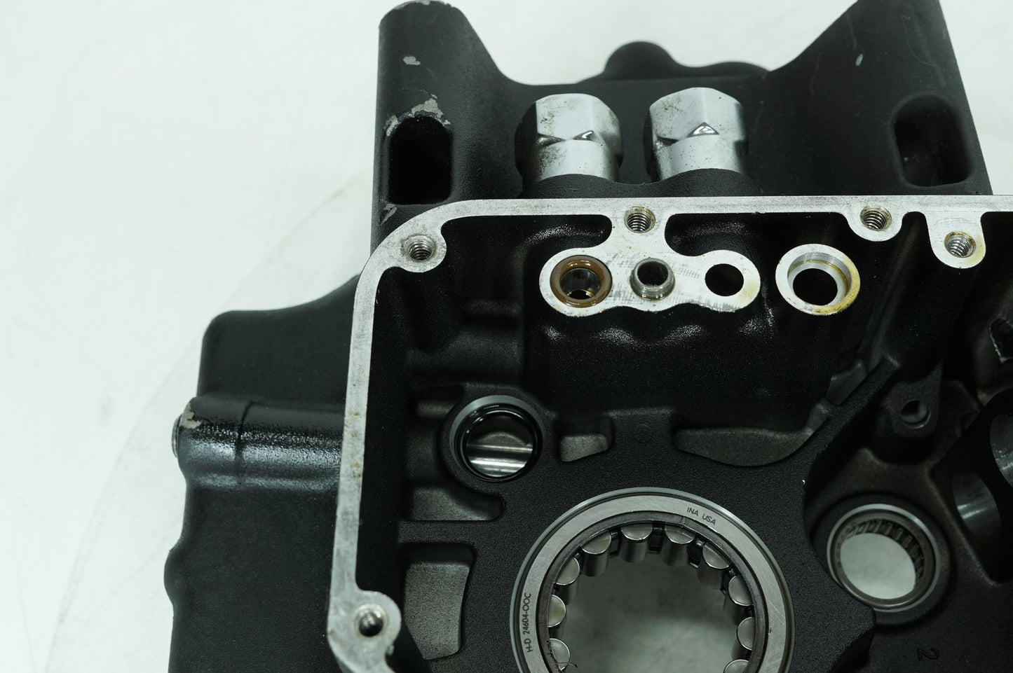 1999 - 2006 Harley-Davidson Softail Heritage Crankcase Shaft Engine Motor Cover 24613-03