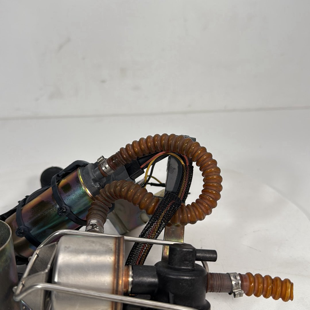 1999 - 2006 Harley-Davidson Touring Electra Glide Ultra Gas Gasoline Fuel Petrol Pump Sending 62897-01B