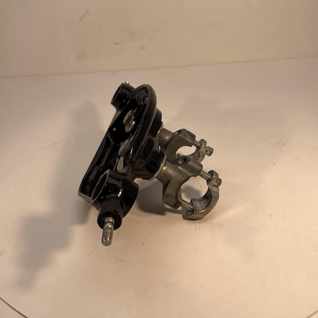 1984 - 1998 Harley-Davidson Touring Road King Police Front Fork Upper Triple Tree Clamps   45435-95