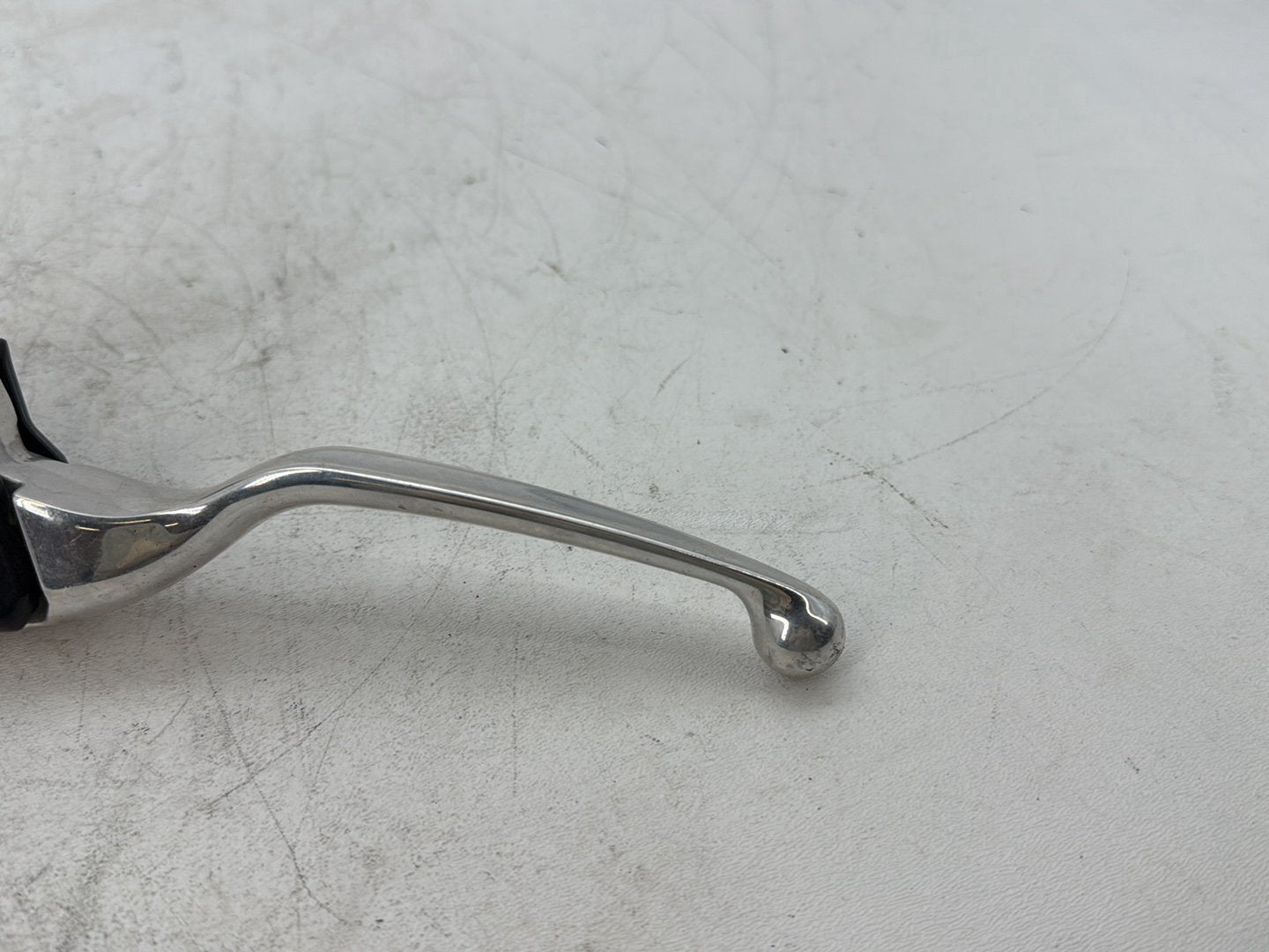 2018 Harley Electra Glide Touring Ultra FLHTCU OEM Front Right Brake Lever Master Cylinder