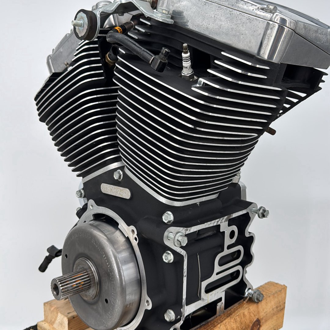 2007 - 2017 Harley-Davidson Dyna Switchback EFI Twin Cam 103 Engine Motor  	19806-12