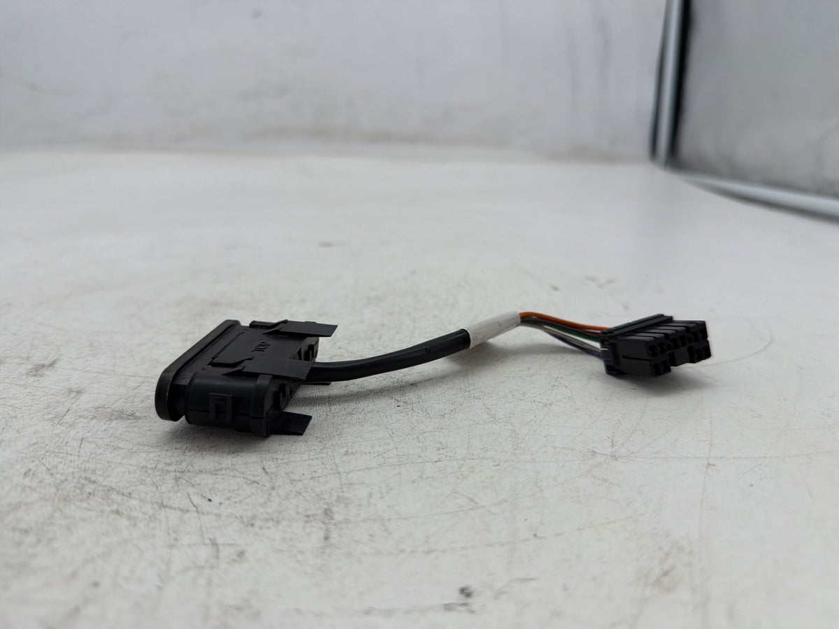 2010 Harley Electra Glide Touring Ultra OEM Dash Indicator Lamp Wire Plug In