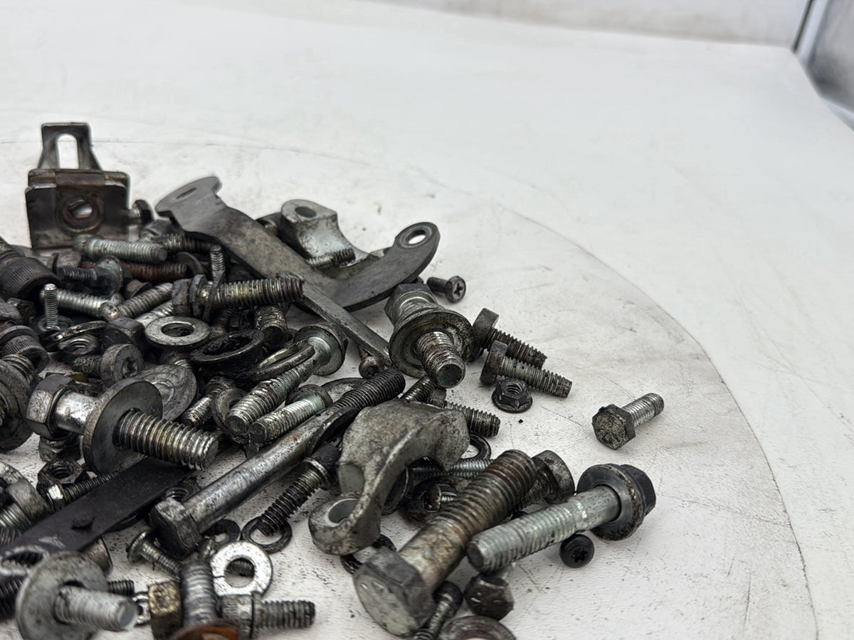00 Harley Touring FLHTCUI Electra Glide Ultra OEM Hardware Bolts Nuts & Brackets
