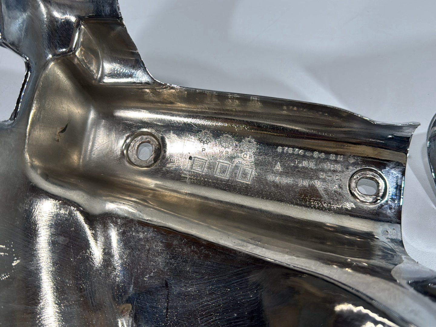 1998 Harley Road King Touring FLHRCI Classic OEM Left & Right Headlamp Nacelle Covers