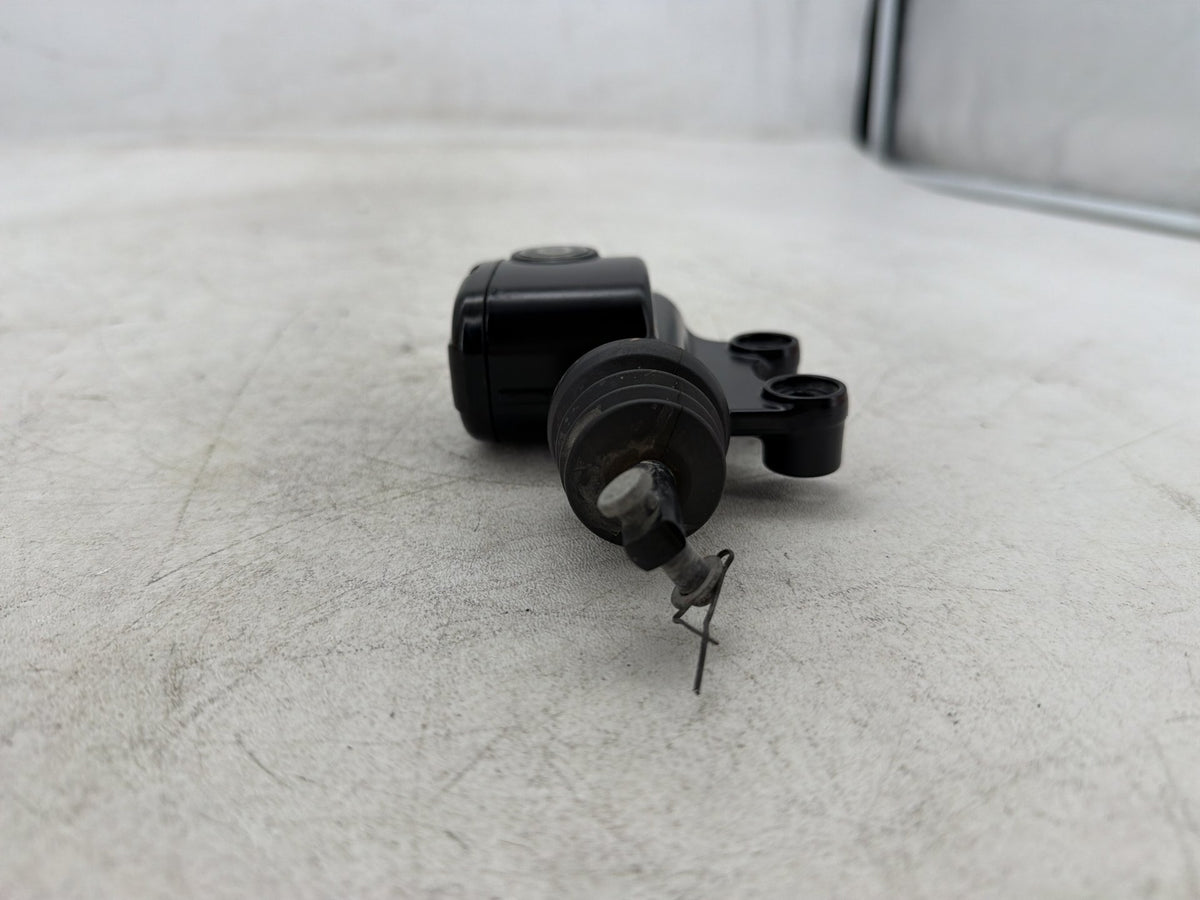 2015 Harley Electra Glide Touring Ultra OEM Rear Brake Master Cylinder Reservoir