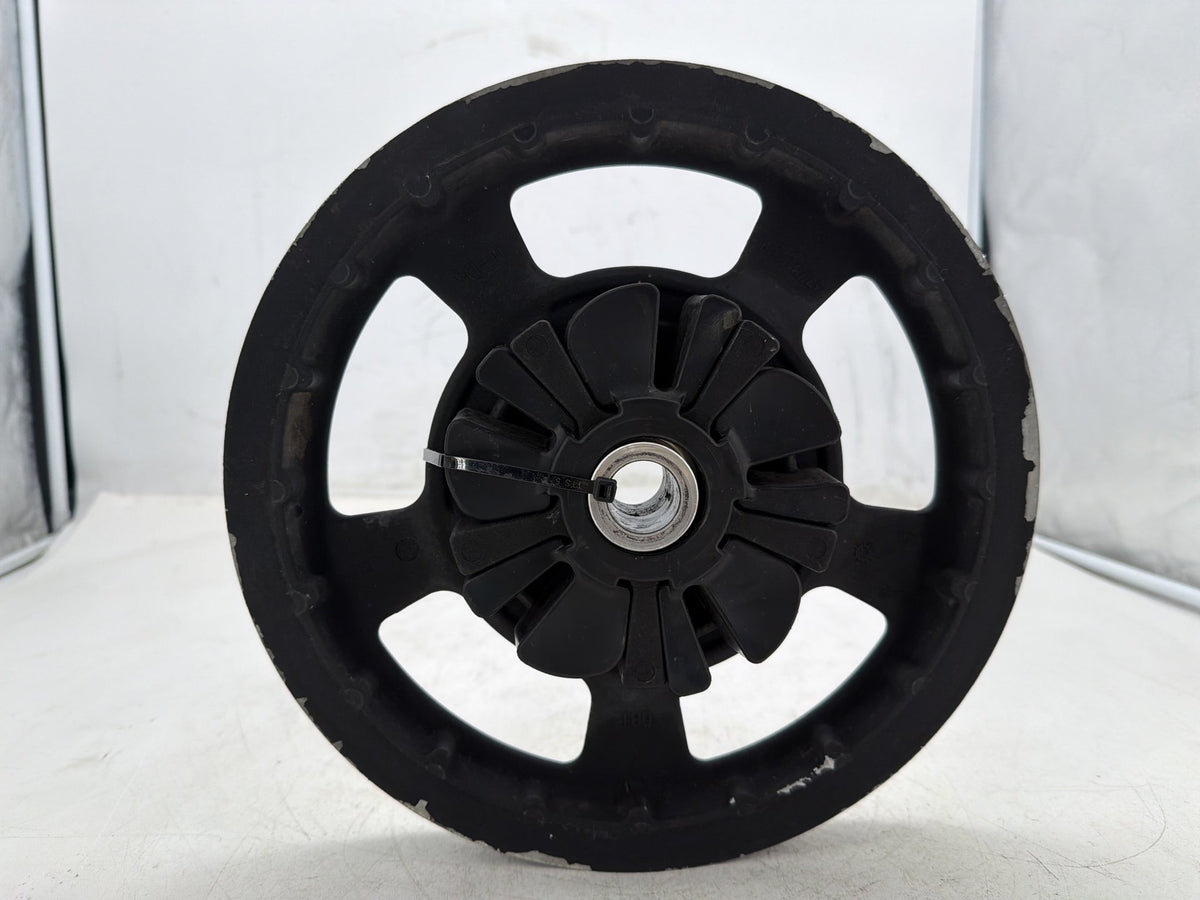 2009 Harley Street Glide Touring FLHX OEM Rear Driver Pulley Sprocket 68T 1"