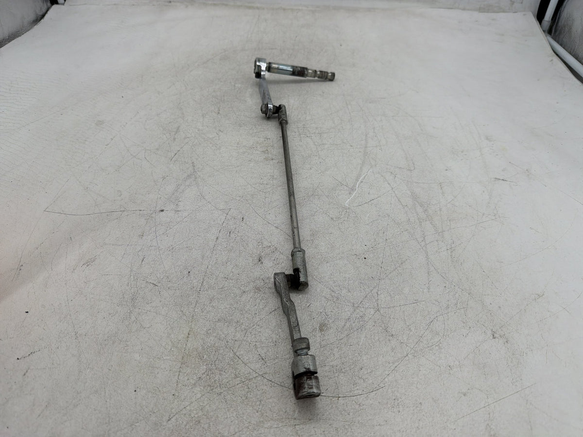 2015 Harley Electra Glide Touring Ultra OEM Gear Shifter Lever w/ Rod linkage