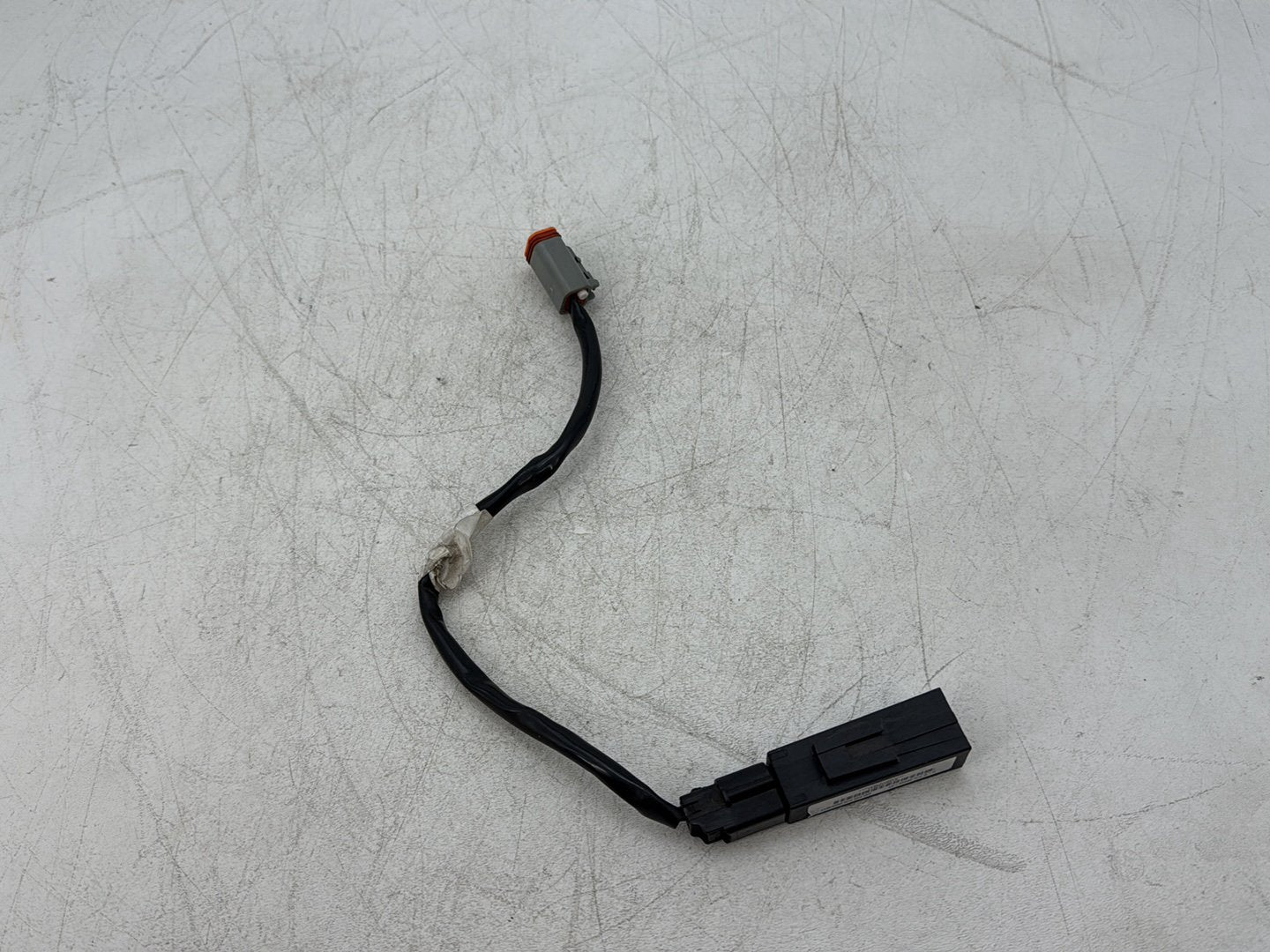2010 Harley Dyna Fat Bob FXDF OEM Security Module Antenna Wire 68956-07