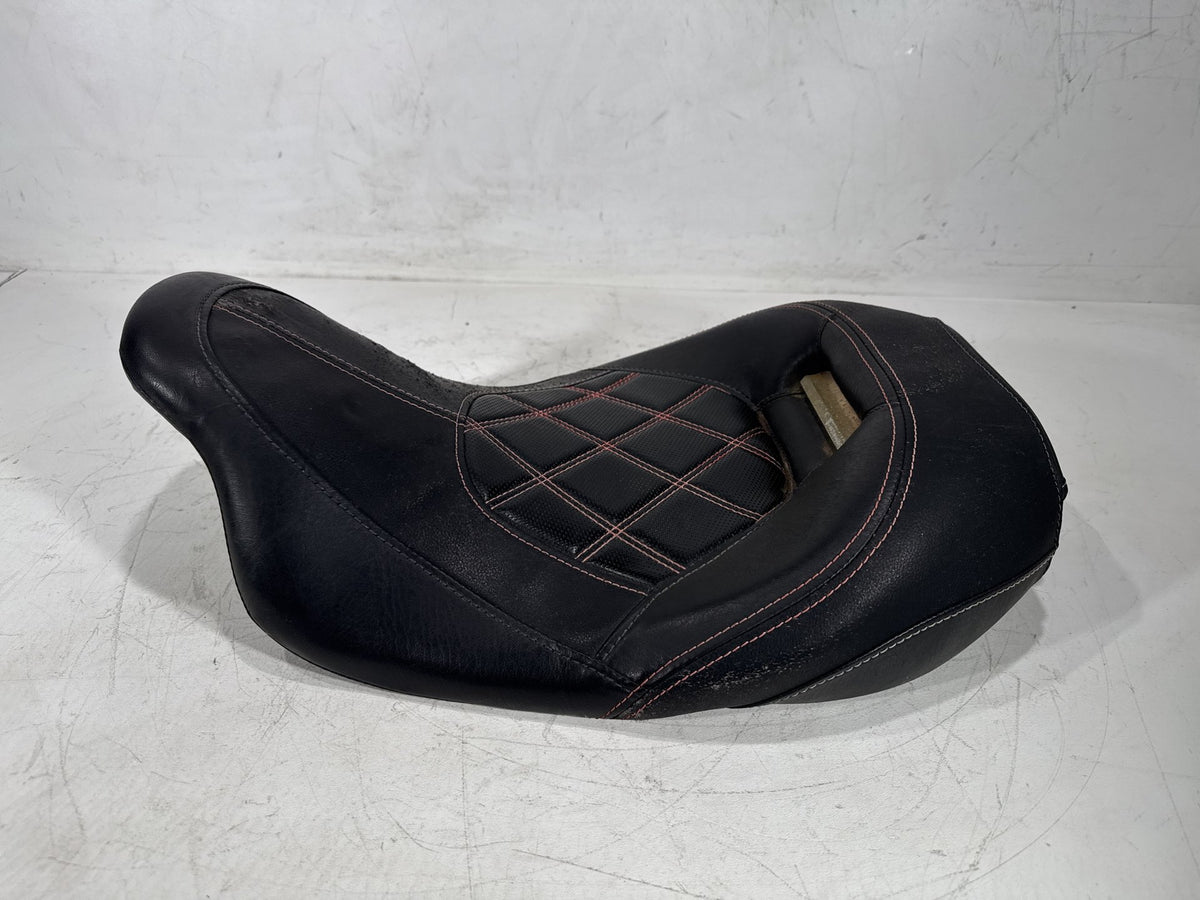 2011 Harley Street Glide Touring FLHX Rider Driver Solo Seat Pillion C.C. RIDER