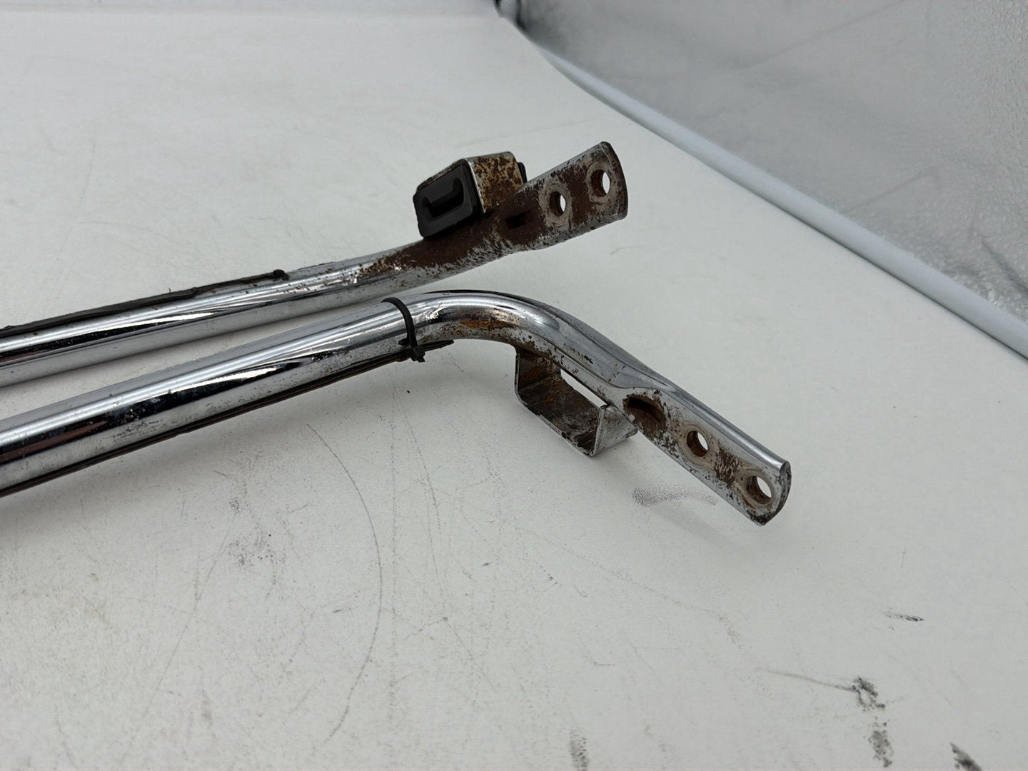 2007 - 2012 Harley-Davidson Touring Street Glide Rear Left Right Saddlebag Guard Rails Bar