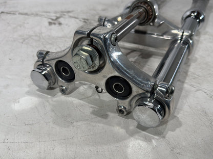 2004 Harley Dyna Super Glide FXDI OEM Front Triple Tree Set & LH RH Fork Legs Sliders