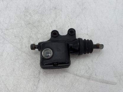 2010 Harley Street Glide Touring FLHX OEM Rear Brake Master Cylinder Reservoir