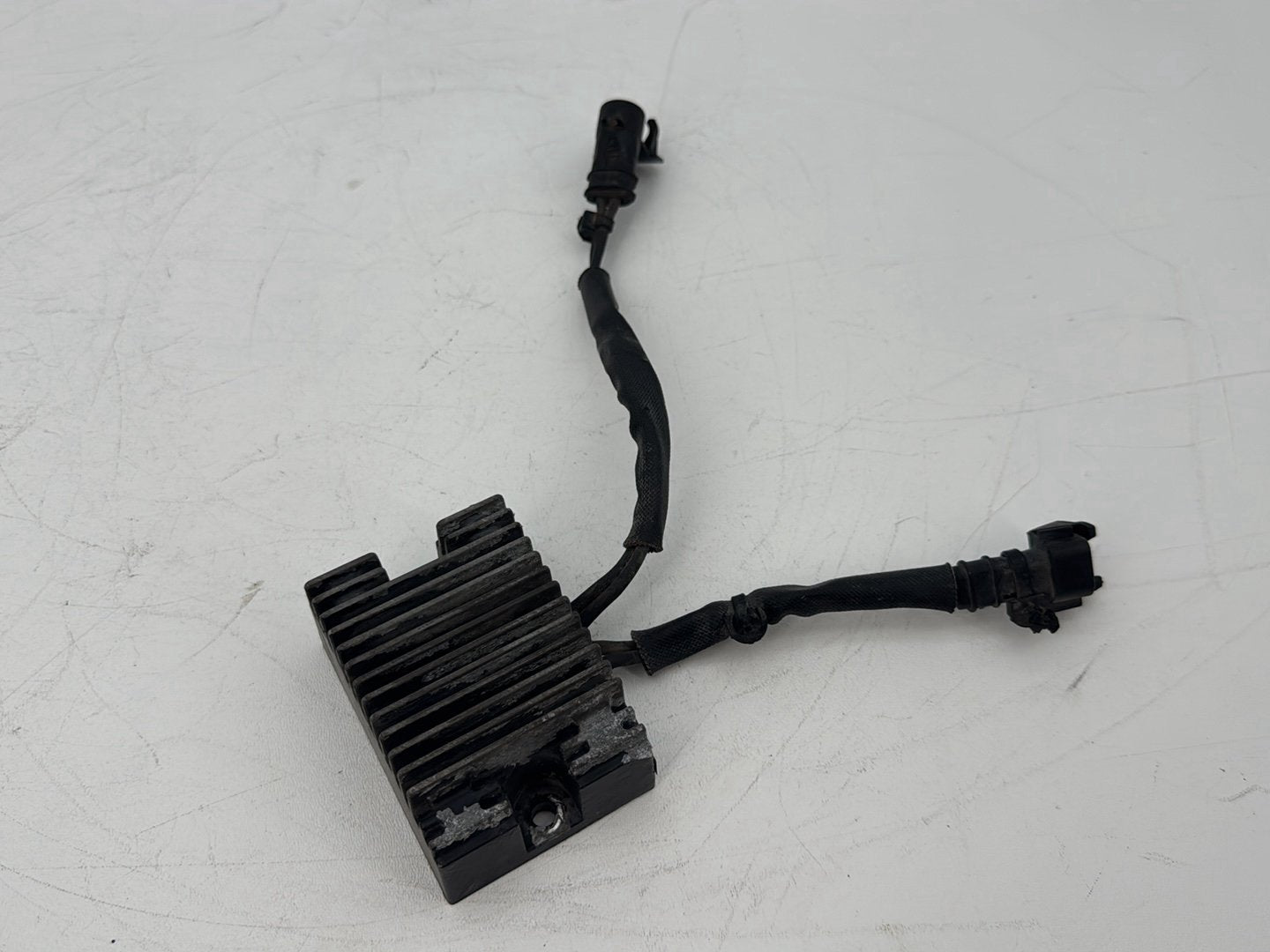 2009 Harley Sportster XL1200 L 1200 Low OEM Voltage Regulator Rectifier 74711-08