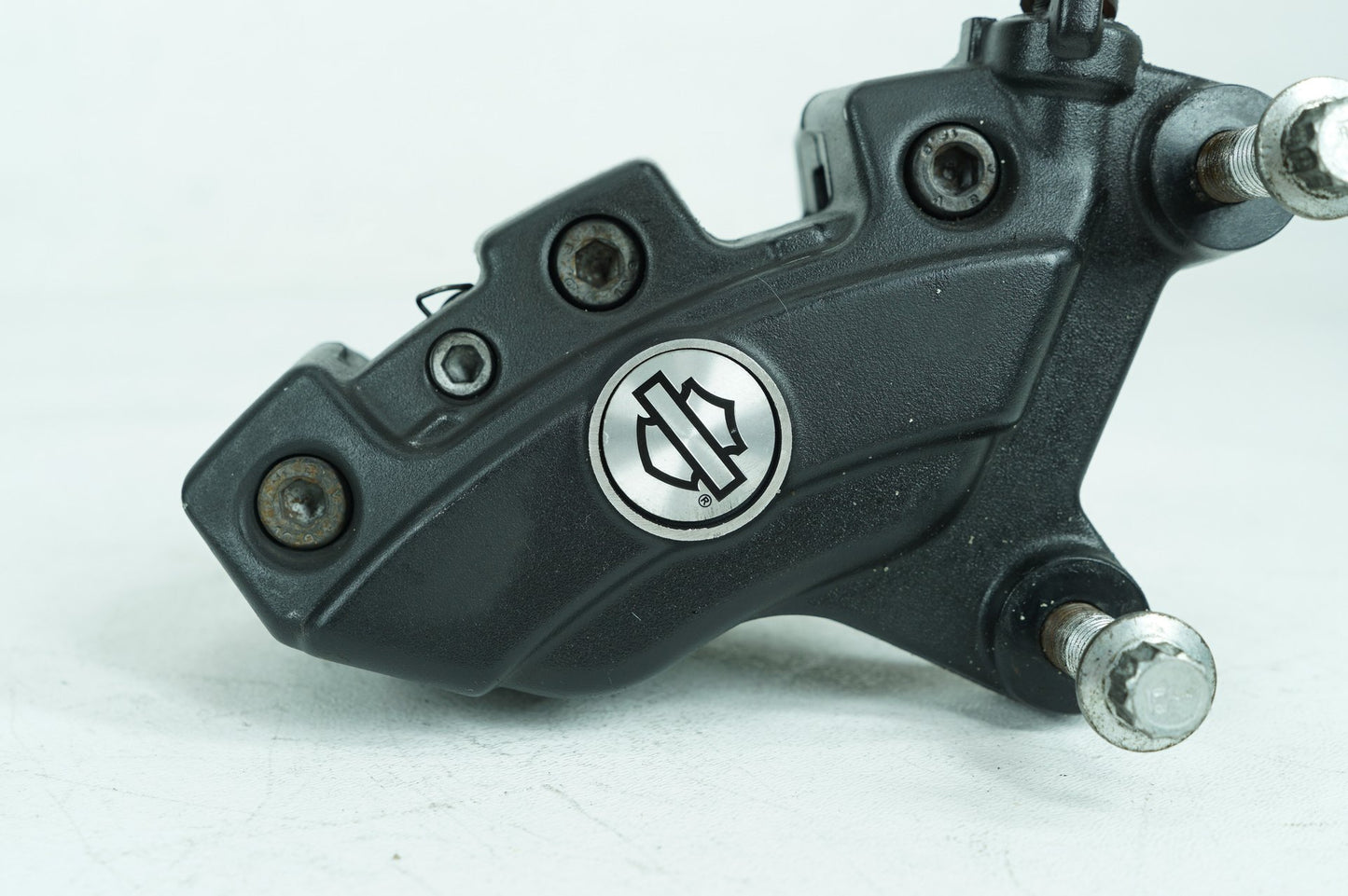 2007 - 2011 Harley-Davidson Touring Street Glide Front Right 1 Brake Caliper 44023-08
