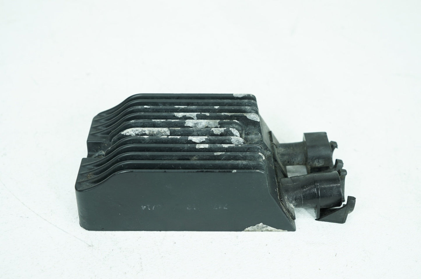 2004 - 2022 Harley-Davidson Sportster SuperLow Voltage Regulator Rectifier  74700012