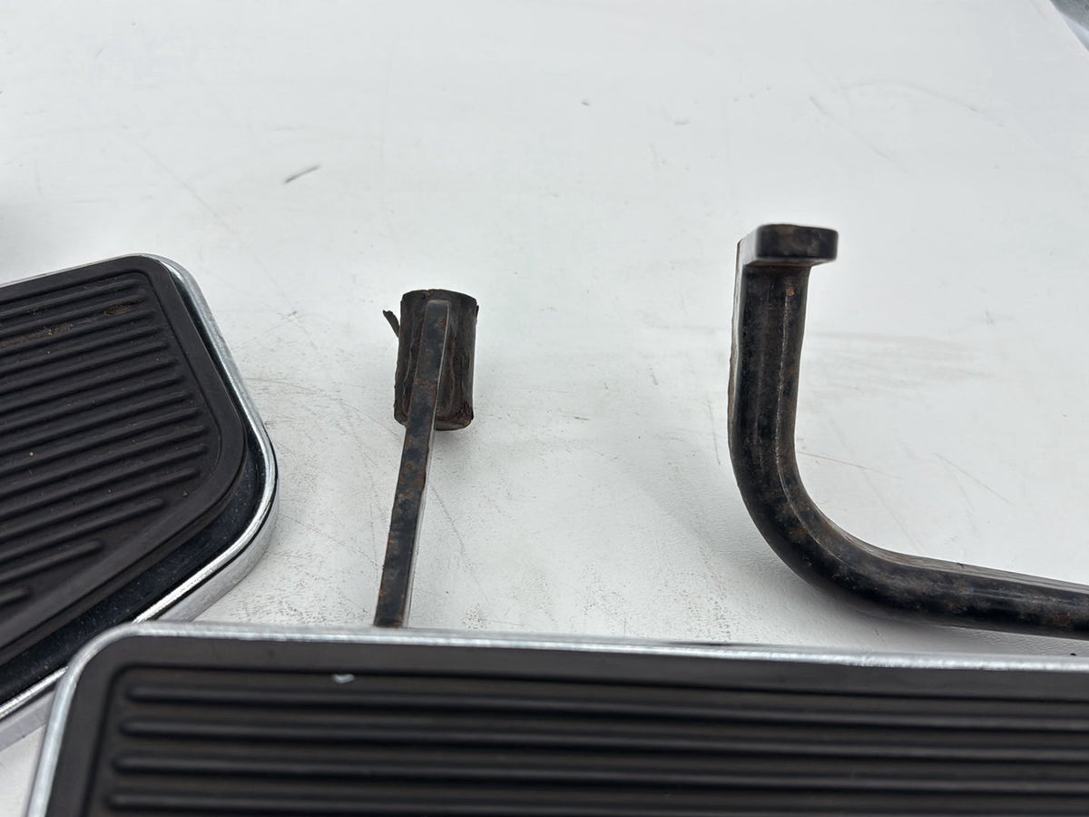 2008 Harley Touring Electra Ultra Left Right Driver & Pass Floorboard Foot Rest