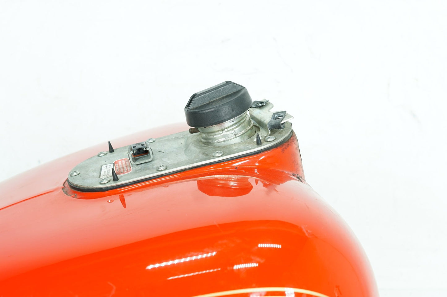 1999 - 2006 Harley-Davidson Touring Electra Glide Classic Fuel Gas Tank Gasoline Reservoir 61356-03