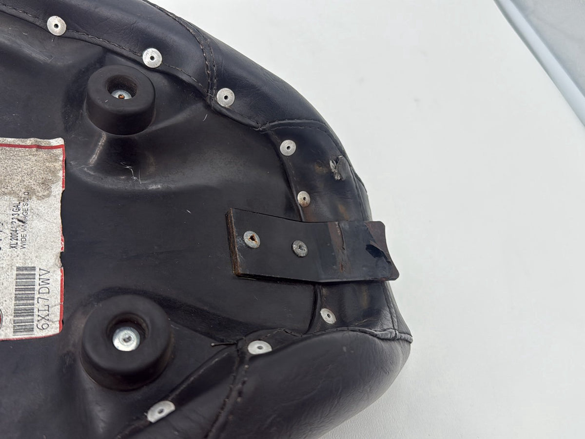 2011 Harley Sportster XL1200N 1200 Nightster OEM Rider Driver Solo Seat Pillion
