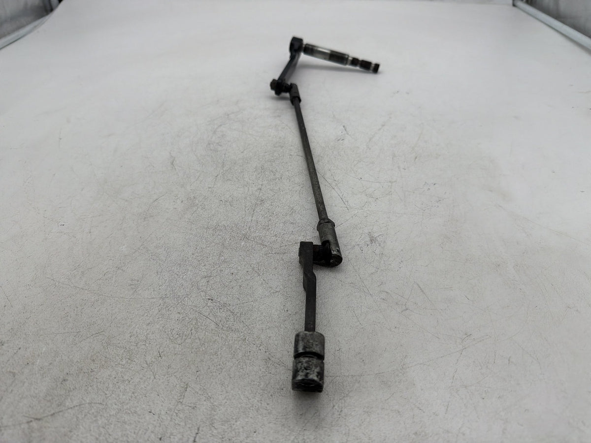 2010 Harley Street Glide Touring FLHX OEM Gear Shifter Lever w/ Rod linkage