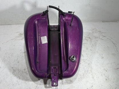 2011 Harley Heritage Softail Classic FLSTC OEM Fuel Gas Tank Gasoline Reservoir