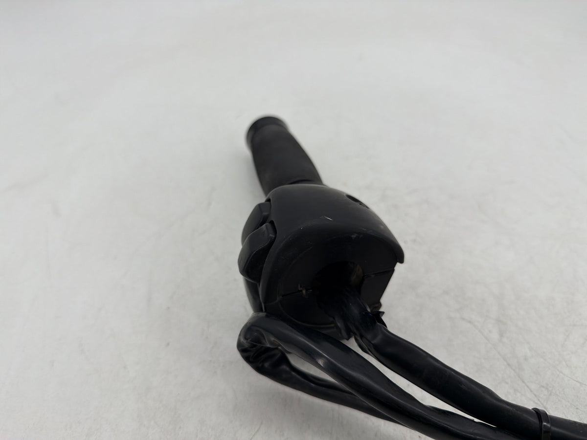 2012 Harley Electra Touring Ultra OEM Right Engine Start Kill Switches Controls