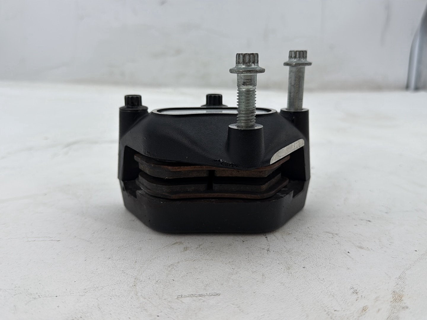 2007 Harley Street Glide Touring FLHX OEM Front Right 1 Brake Caliper