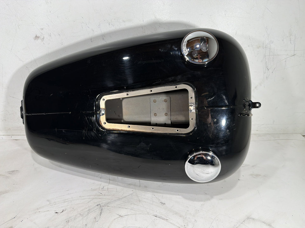 2006 Harley Softail Deuce FXSTDI OEM Fuel Gas Tank Gasoline Reservoir 62082-00C