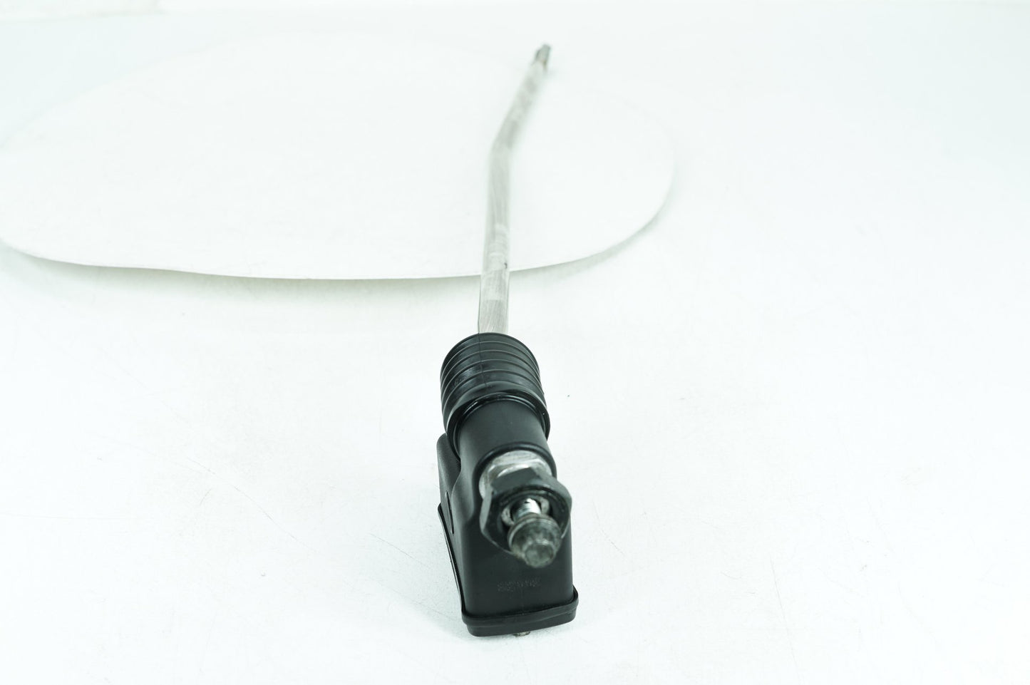1999 - 2006 Harley-Davidson Dyna Low Rider Rear Brake Master Cylinder Reservoir  	42474-90B