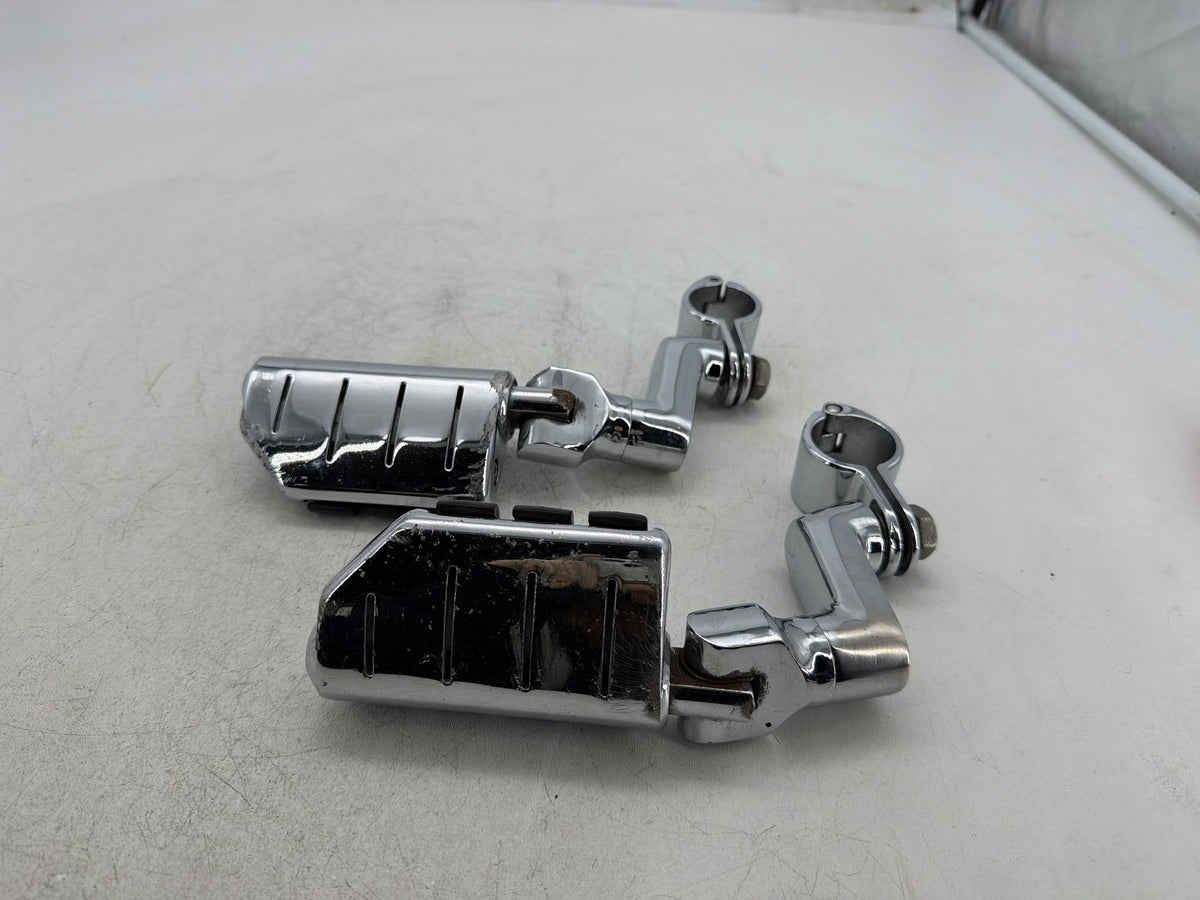 01 Harley Heritage Softail Front Right Left Highway Foot Pegs Kuryakyn 7993