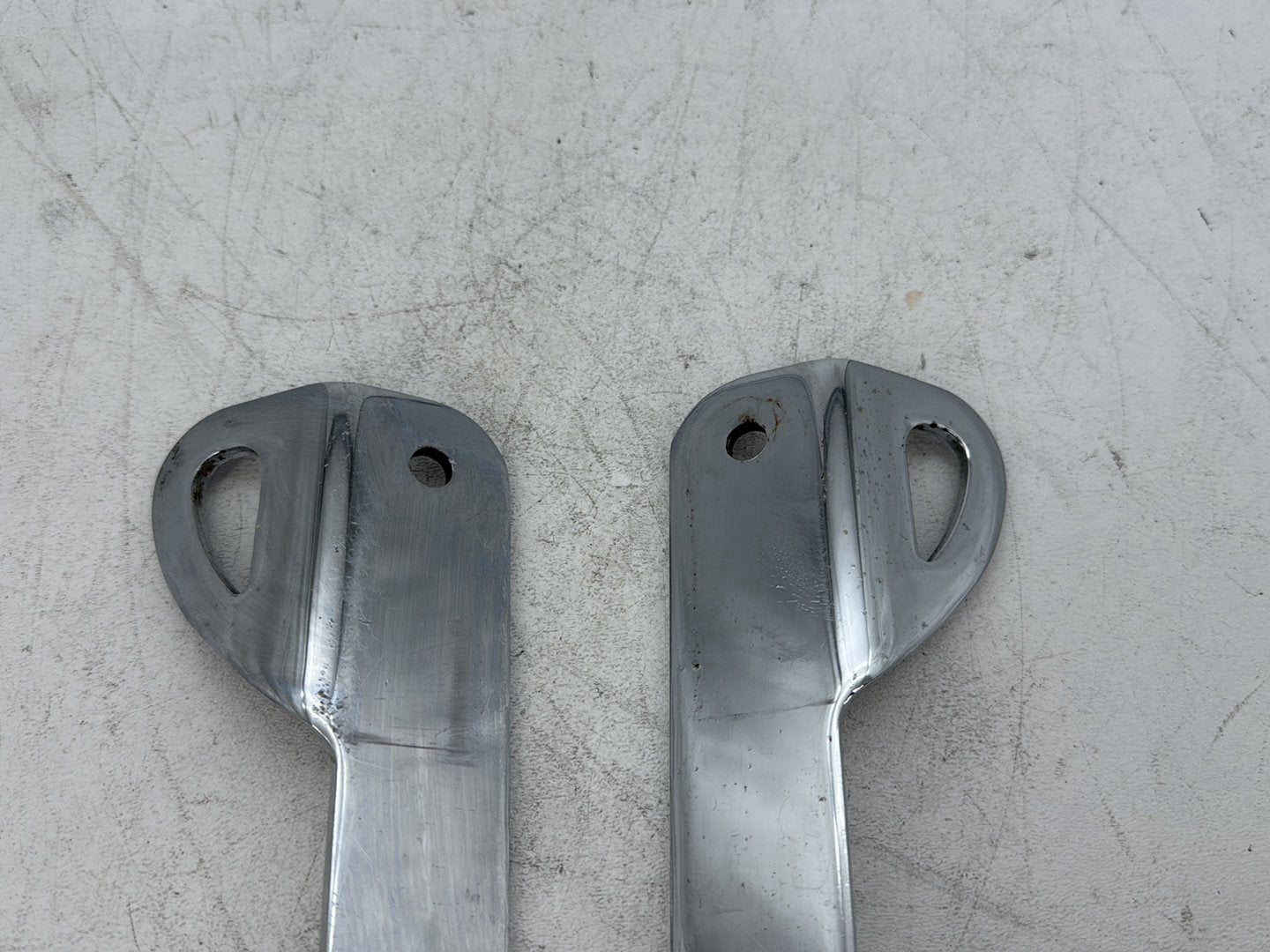 2018 Harley Electra Glide Touring Strap Hook Tie Down Bracket Hangers 93500011