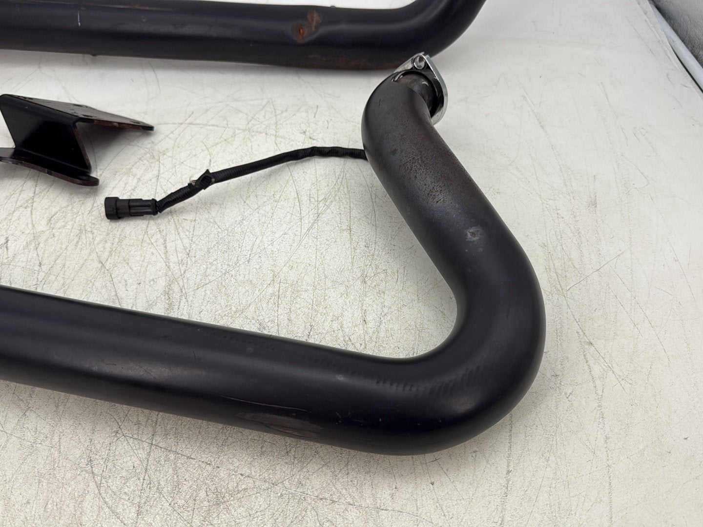 2007 Harley Dyna Street Bob FXDBI OEM Exhaust Header Pipes Vance & Hines