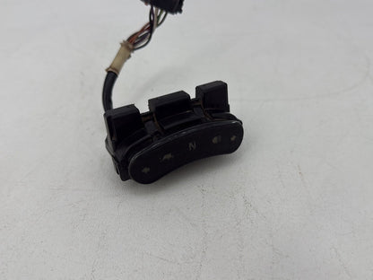 Harley-Davidson Misc  Dash Indicator Lamp Wire Plug In 68892-00A