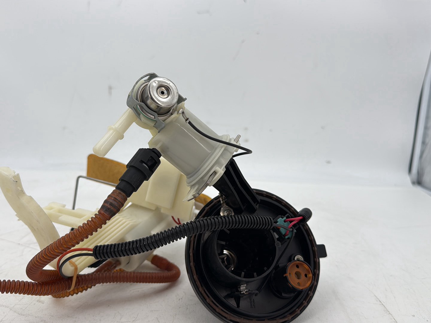 2007 - 2012 Harley-Davidson Touring Electra Glide Ultra Gas Gasoline Fuel Petrol Pump Sending 62908-08
