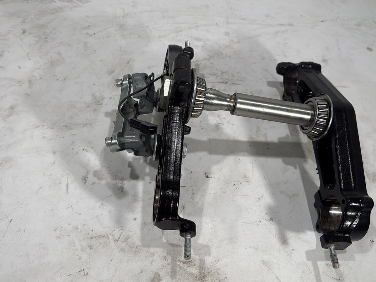 2022 Harley Road King Touring FLHR OEM Front Fork Upper Lower Triple Tree
