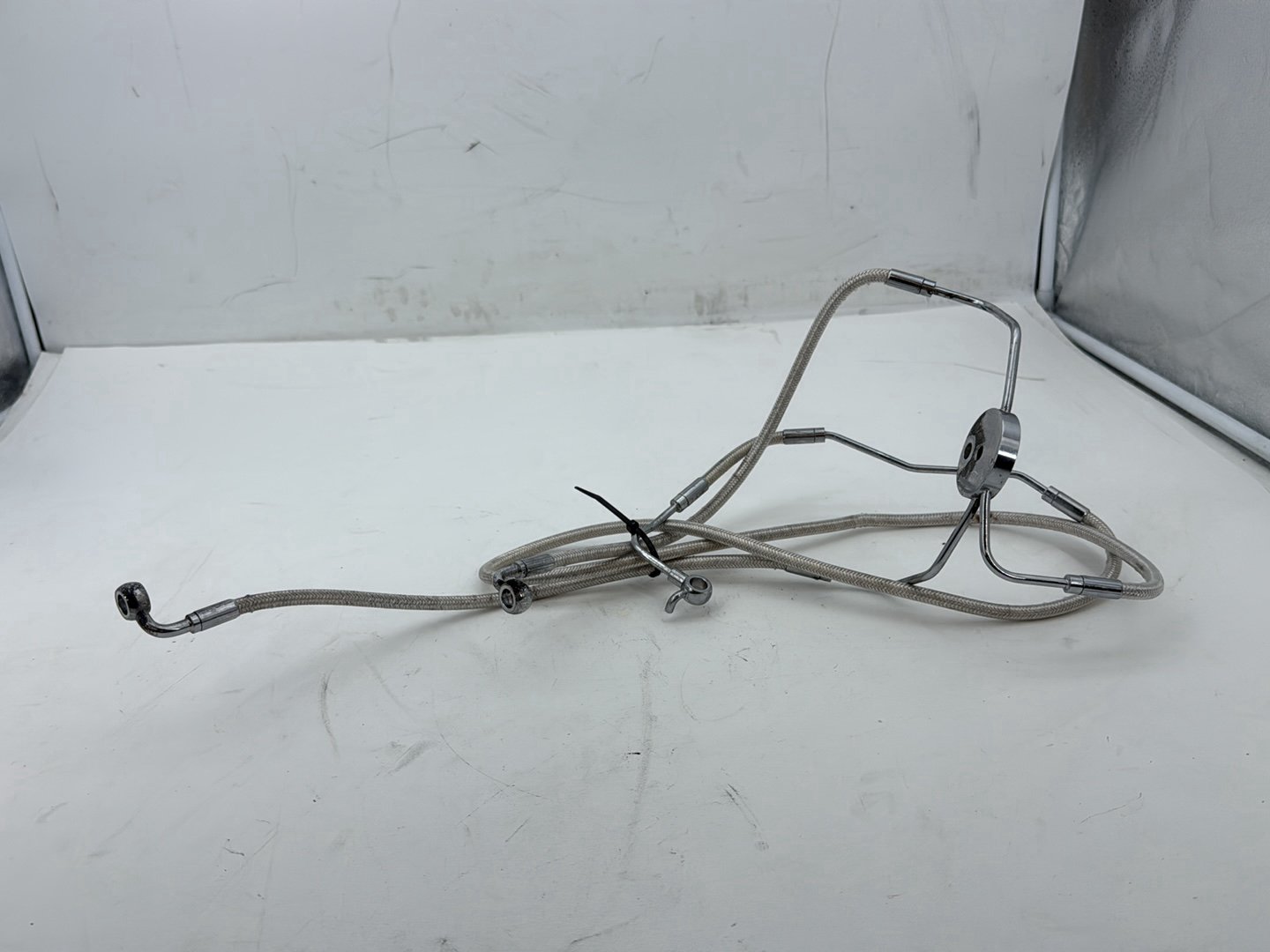 2011 Harley Road King Touring FLHRC Classic OEM Front Brake Hose Line Pipe ABS