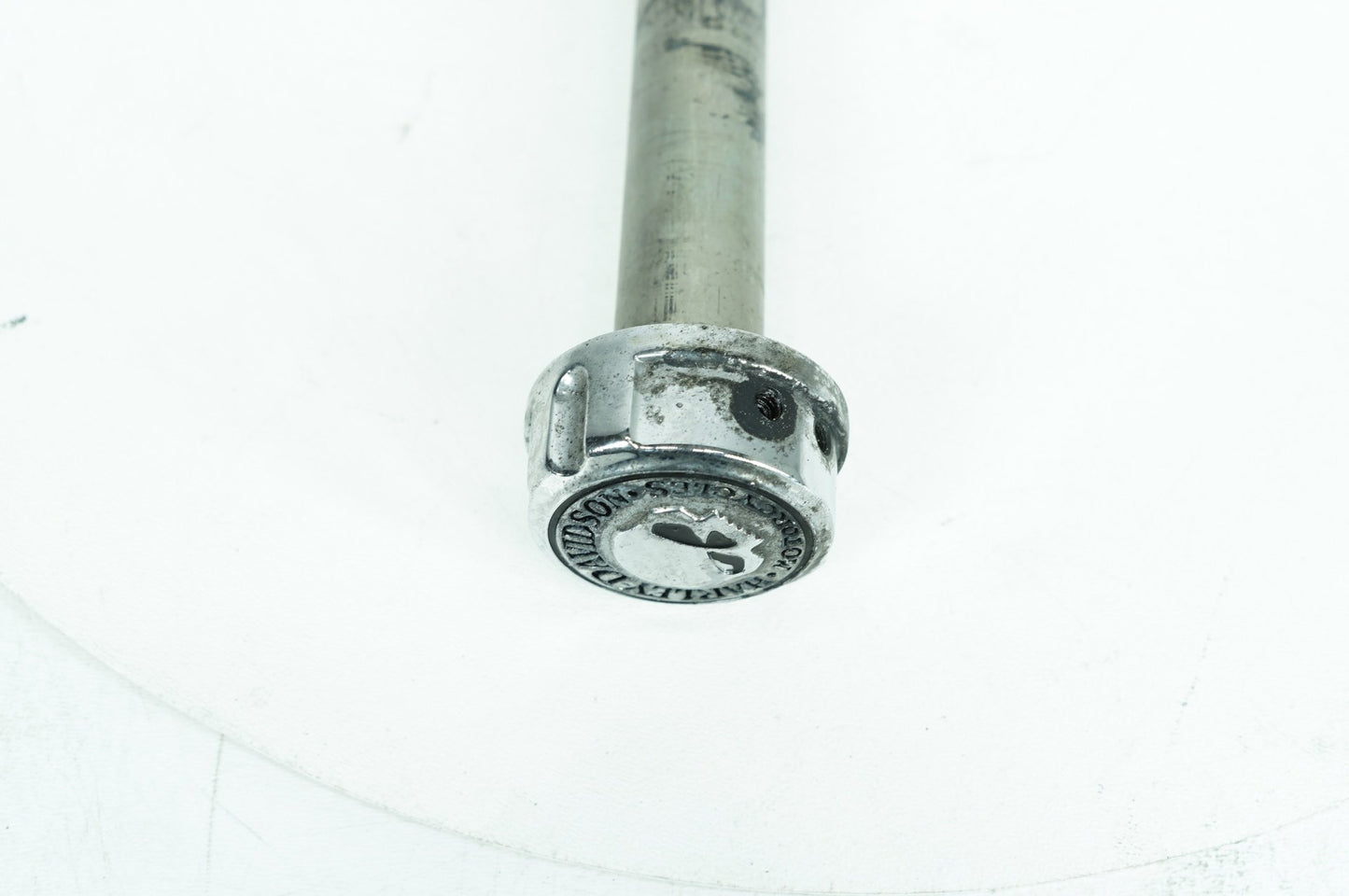 2007 - 2016 Harley-Davidson Dyna Super Glide Custom Rear Wheel Axle Bolt Shaft 41114-08