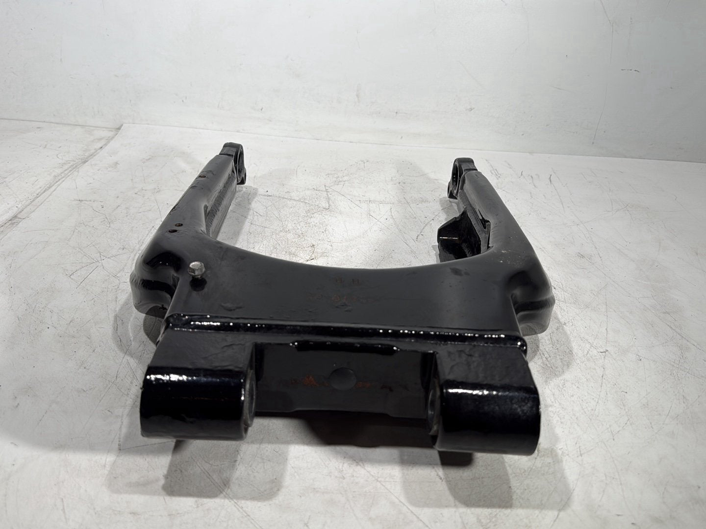 2011 Harley Street Glide Touring FLHX OEM Rear Fork Swingarm Swing Arm