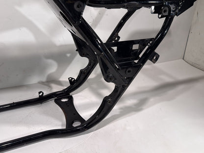1999 - 2006 Harley-Davidson Touring Electra Glide Ultra Body Main Frame Chassis CLN CLR 47900-02A