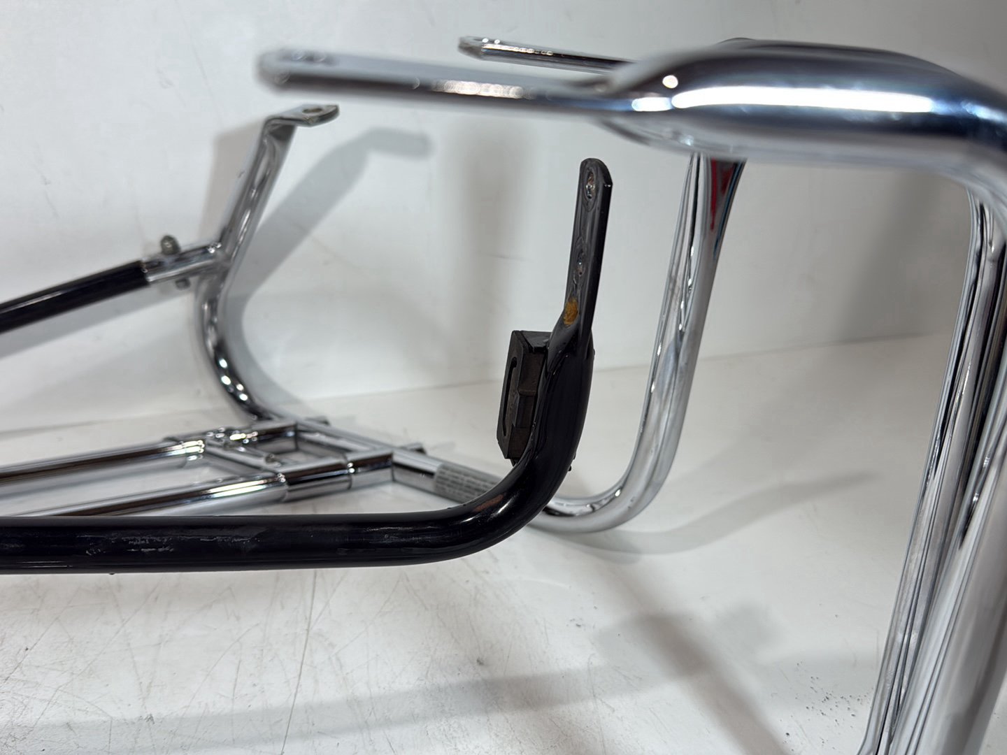 2007 - 2012 Harley-Davidson Touring Electra Glide Ultra Rear Left Right Saddlebag Guard Rails Bar 49193-09
