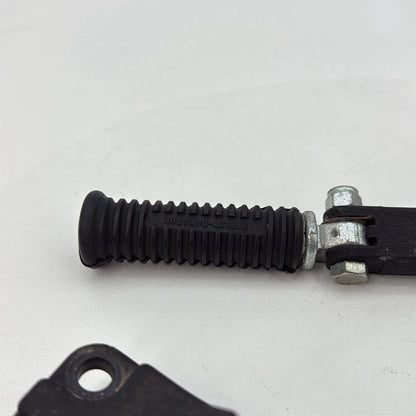 2007 - 2012 Harley-Davidson Dyna Super Glide Passenger Left & Right Foot Pegs 49224-06A